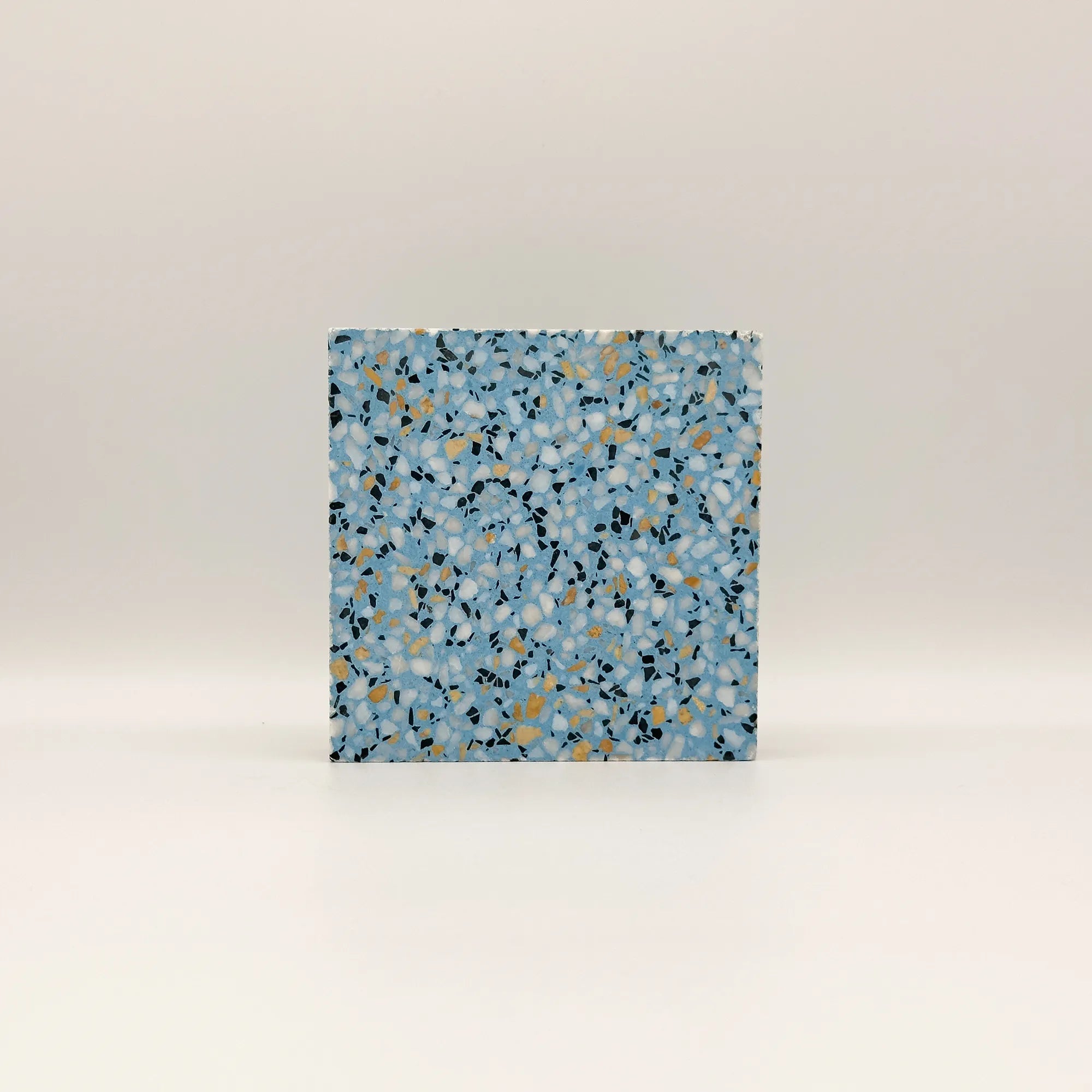 Échantillon de Terrazzo sur-mesure composition 6, fragments minéraux